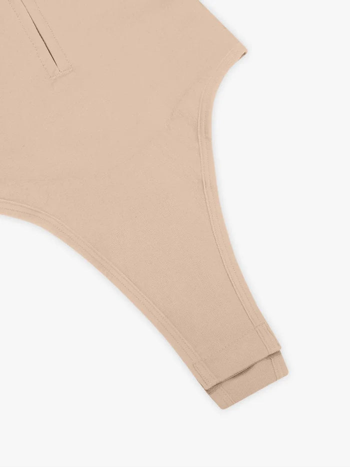 Deep Contour Seamless Thong Bodysuit with Front Zipper