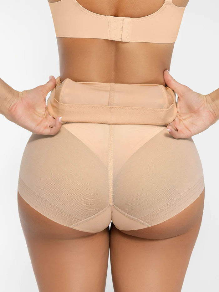 Curve Sculpt High-Waist Shaper Briefs